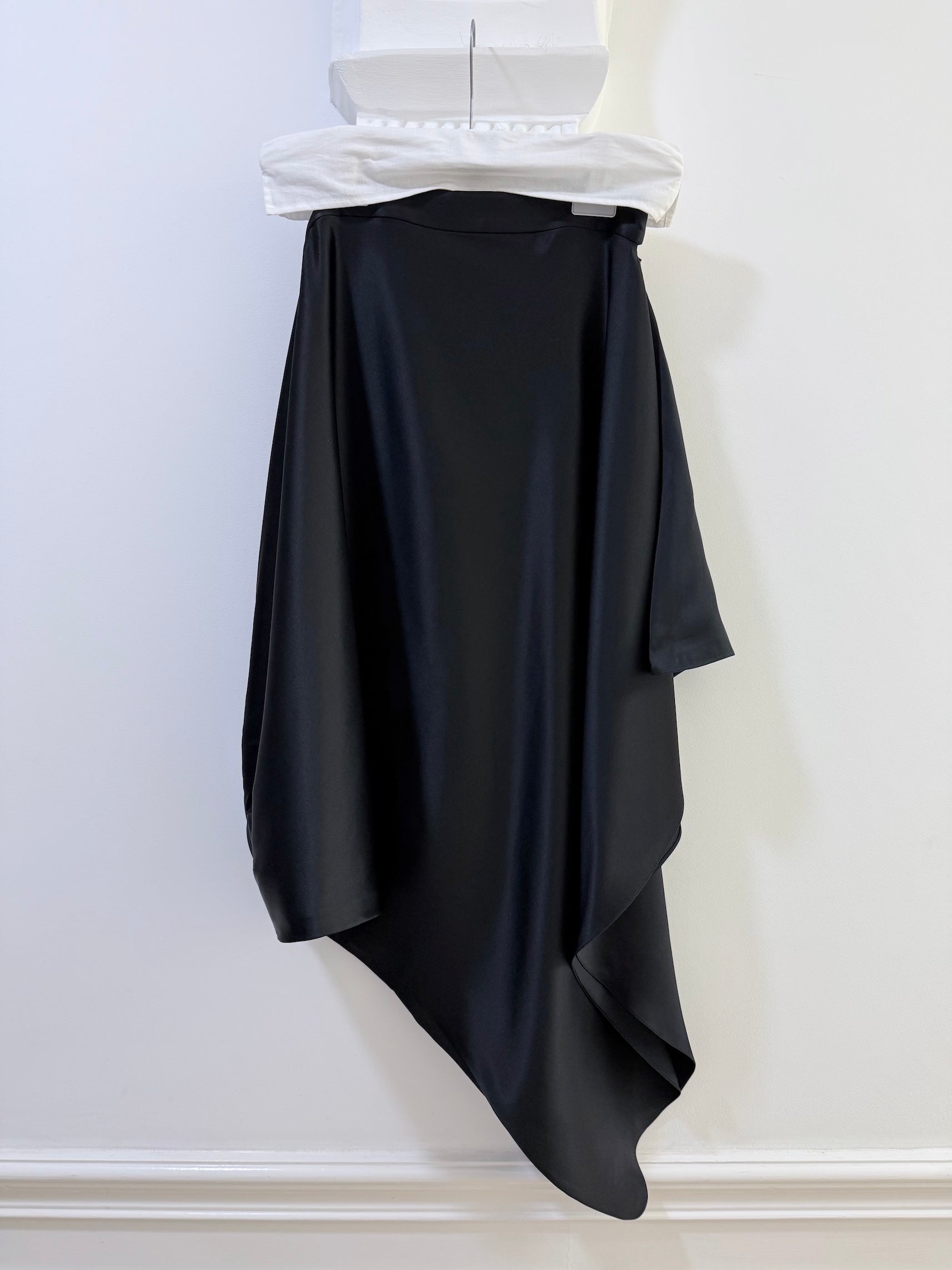 Pivote Tailored Skirt