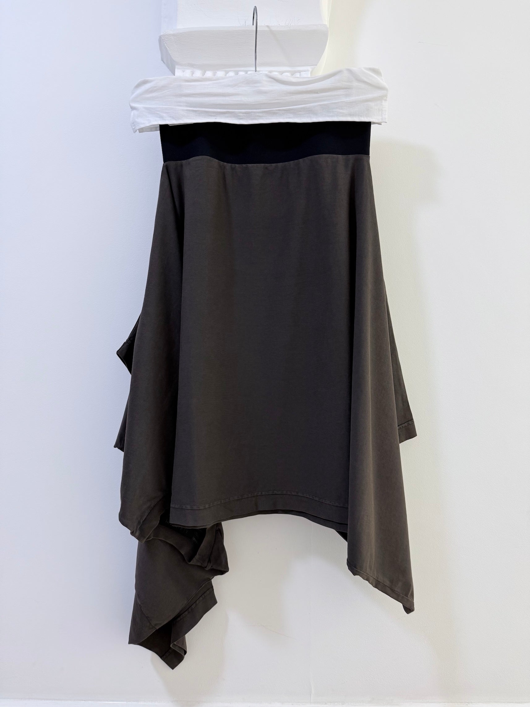 Pivote T-Shirt Skirt