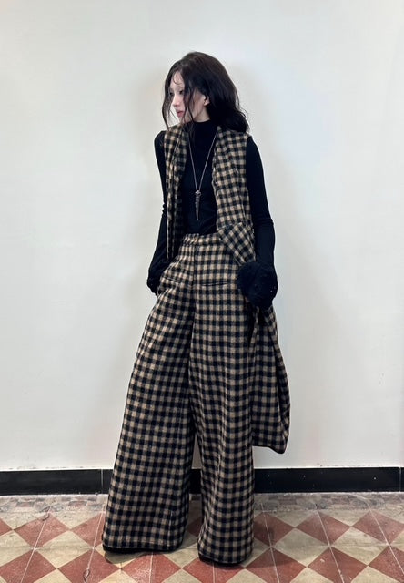 A399 Check Trousers