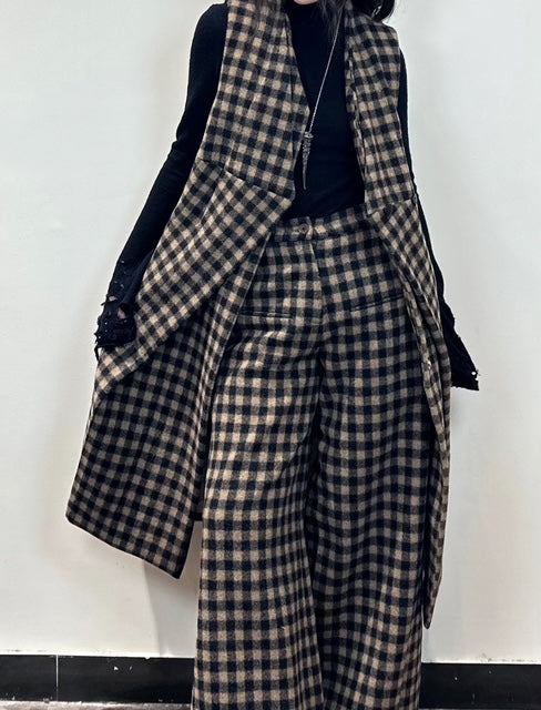 A399 Check Trousers